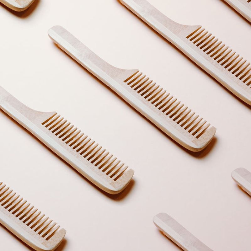 Vega Wide Tooth Dressing Comb