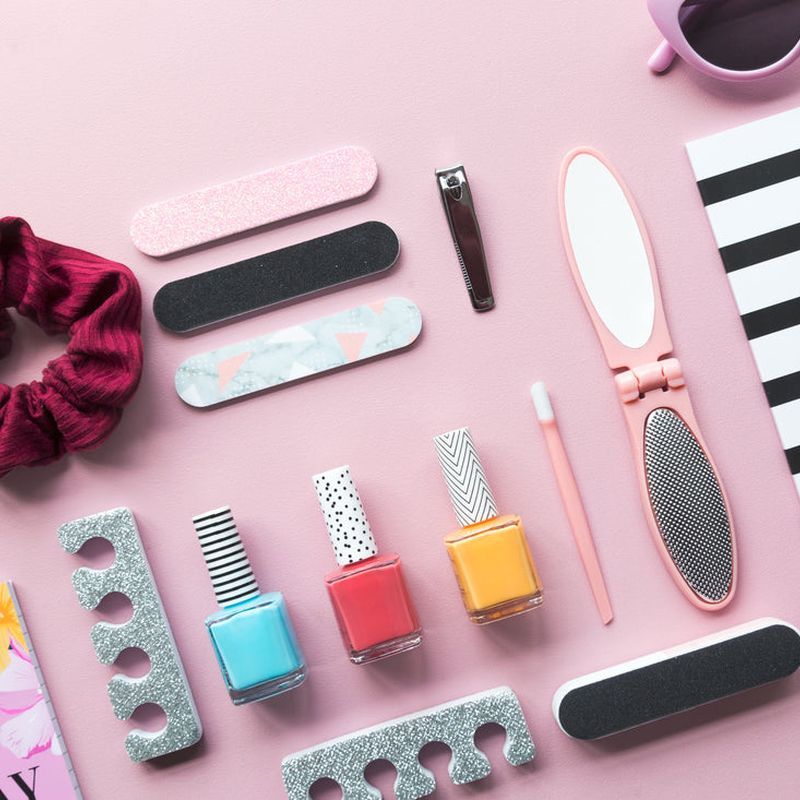 Vega Manicure & Pedicure Kit 7-Piece